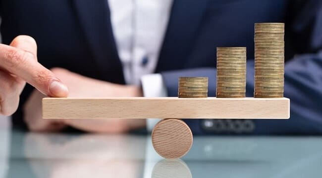 Mất cần bằng tài chính